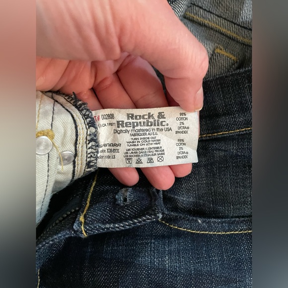 Rock and Republic Kasandra mid rise bootcut jeans, size 30. - Picture 6 of 7